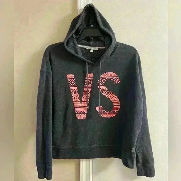 Victoria's Secret Black Hoodie Large Boxy Fit Sweater - Picture 1 of 5